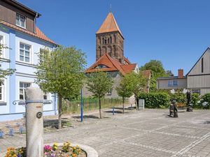 Sankt-Thomas-Kirche Tribsees - Bild vergrößern ...